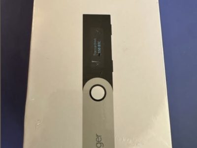 New in Package Securely Store Cryptocurrency - Leger Nano S Cryptocurrency hardware wallet